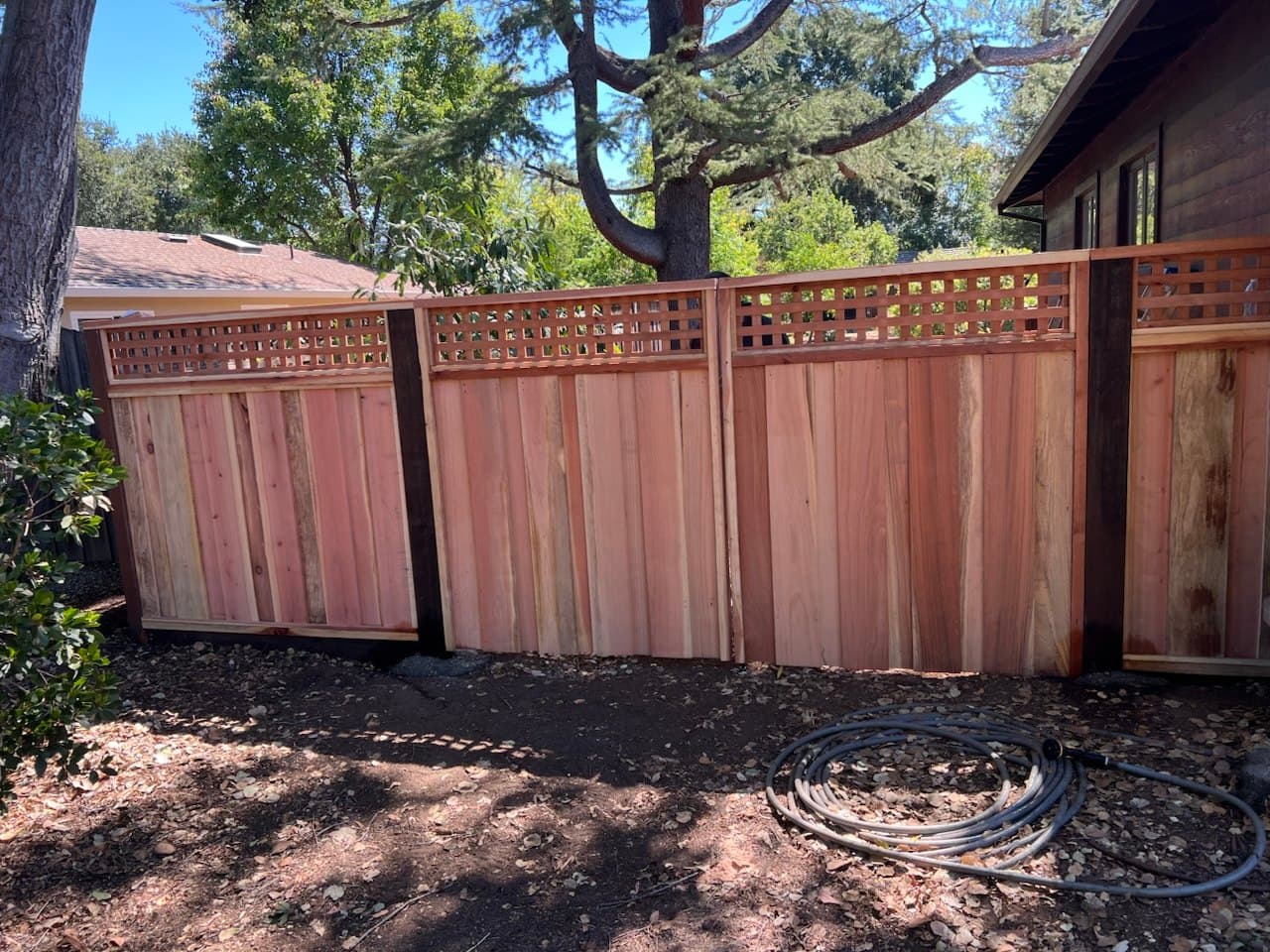 Board On Board +1' Dquare Lattice Double Gate